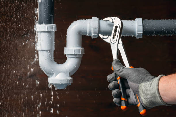 Professional Sewer Line Repair technician working in Amo, IN